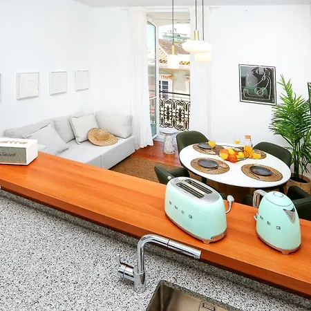 Apartment Offline Mood